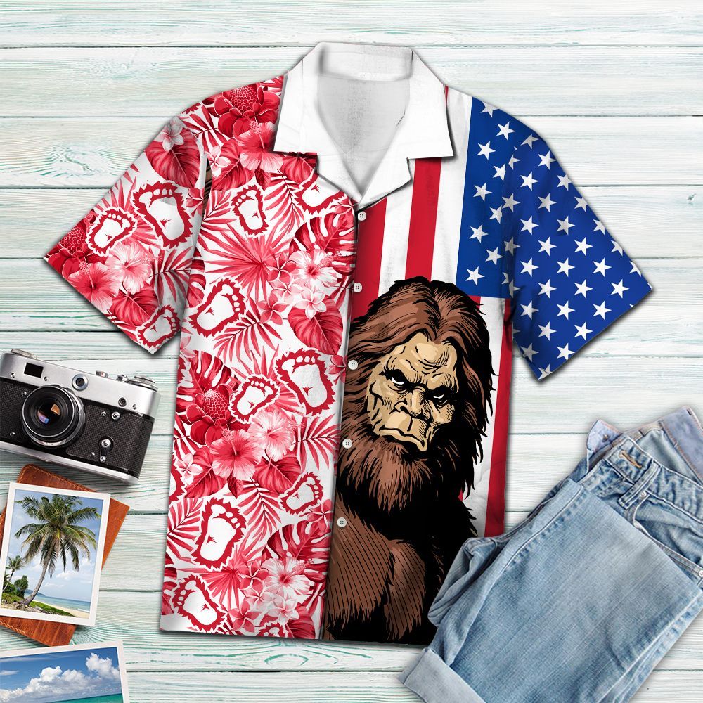 Friday89 Bigfoot Hawaiian Shirt Bigfoot American Flag Footprints Hawaii Aloha Shirt