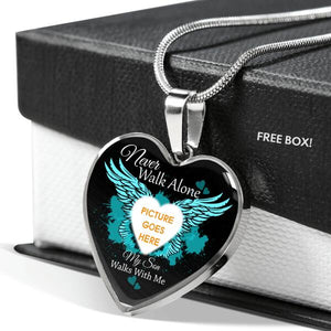 Personalized Memorial Heart Necklace Never Walk Alone Wings For Mom Dad Grandma Daughter Son Custom Memorial Gift M169  Friday89
